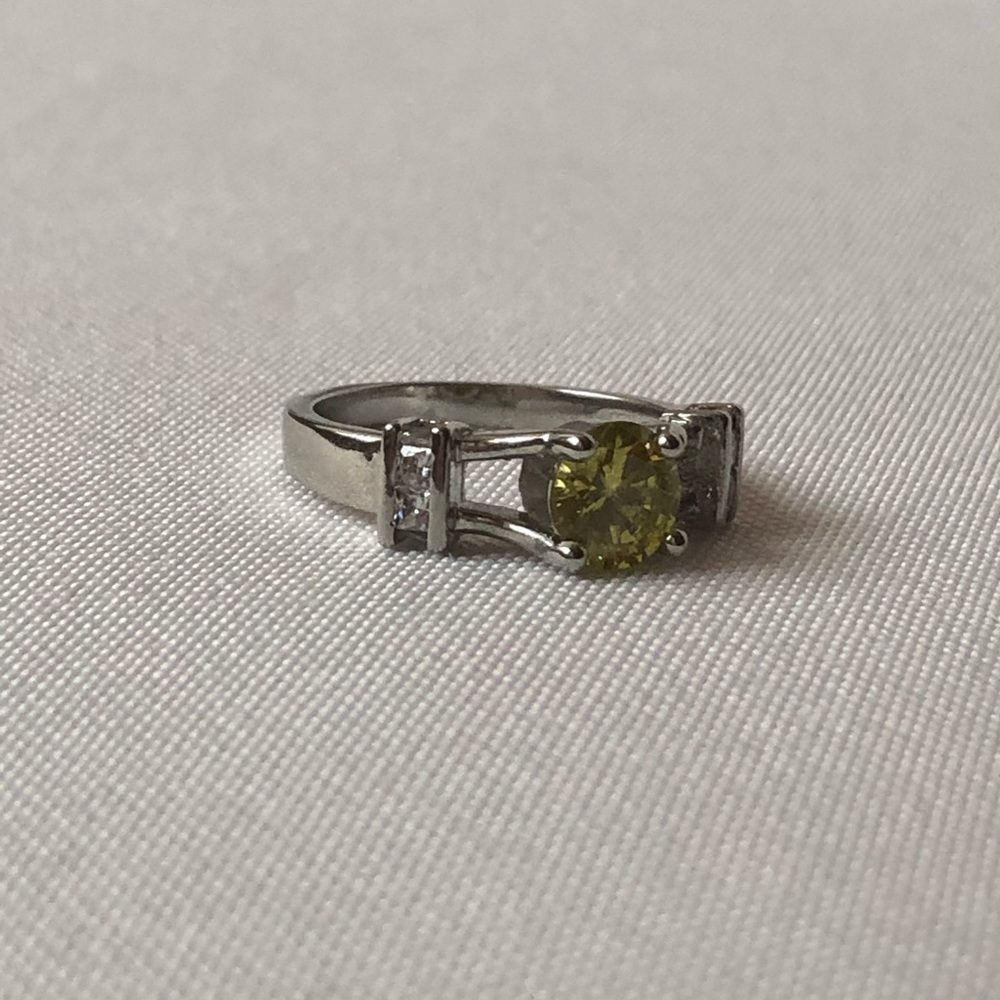 Yellow Crystal Ring 💍 - Picture 2 of 4